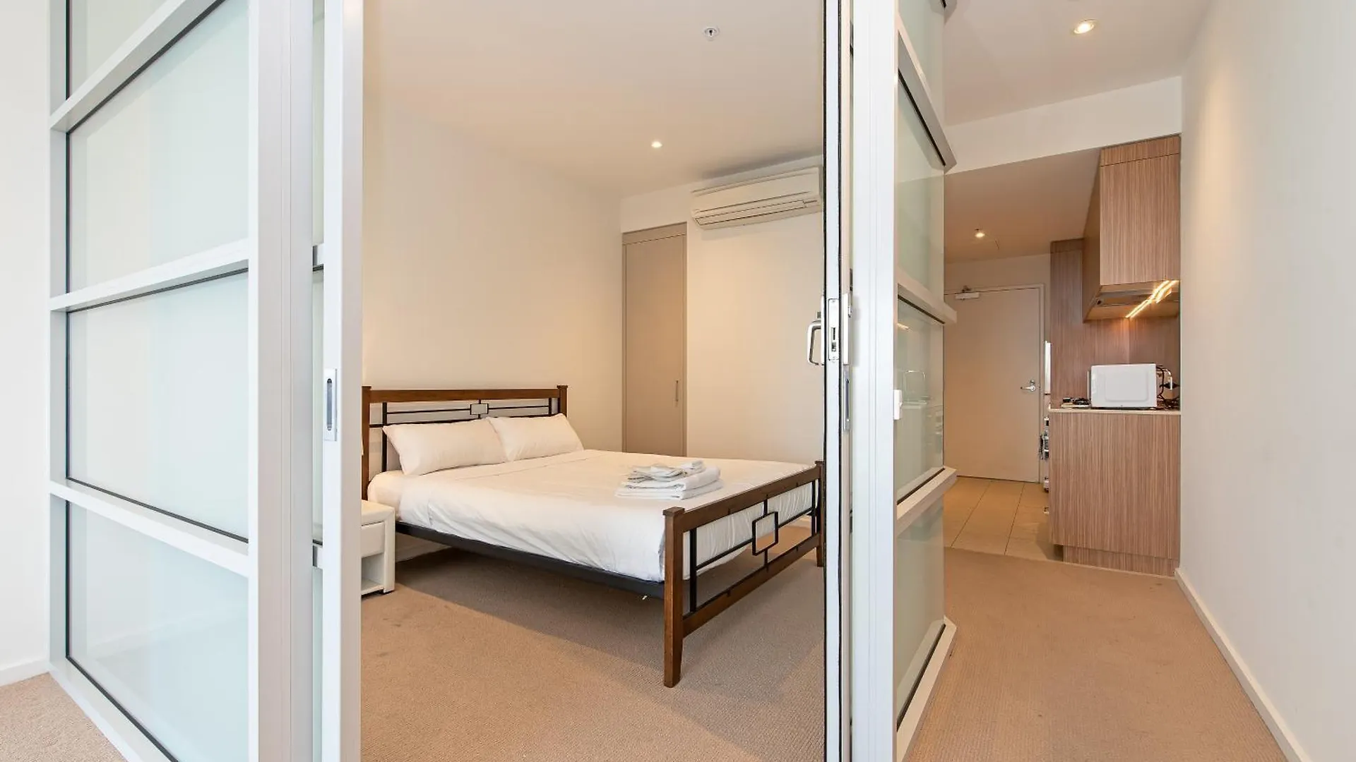 Vision Apartments On Morphett With Parking Adelajda 0*,  Australia